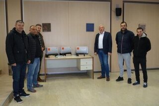 Ο Δήμος Ζίτσας  παρέδωσε απινιδωτές στους Αθλητικούς – ποδοσφαιρικούς Συλλόγους