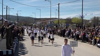 Πλήθος κόσμου στη μαθητική παρέλαση του Δήμου Ζίτσας για τον εορτασμό της Εθνικής επετείου